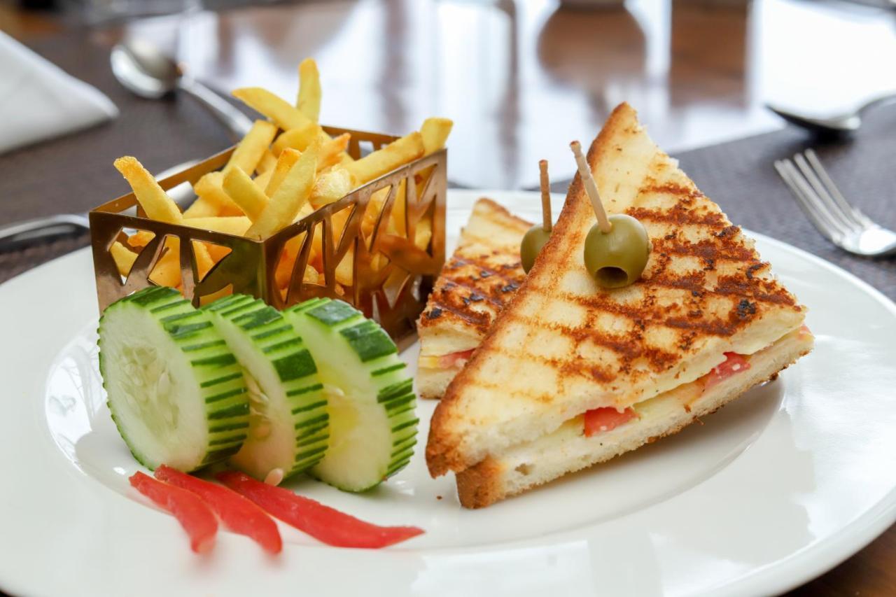 Regenta Resort & Spa Mashobra Shimla Buitenkant foto